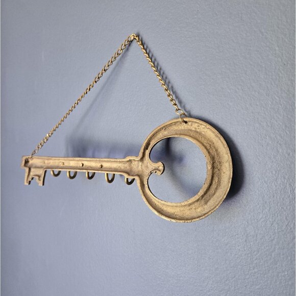 Skeleton Key Solid Brass Key Hook Hanger Made in India Vtg Functional Wall Art - Picture 7 of 7